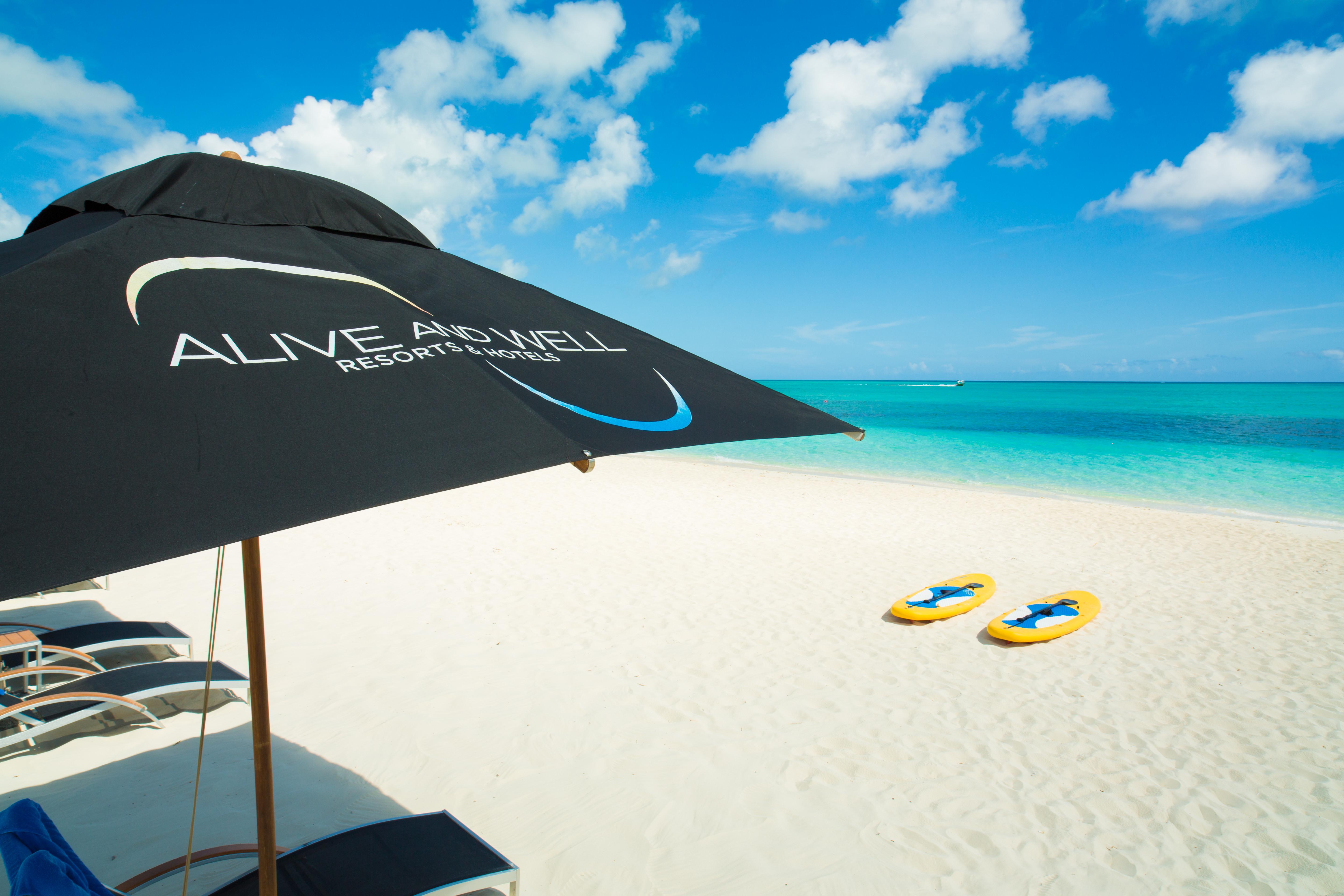 One On Marlin Resort (Adults Only) Turtle Cove Екстериор снимка