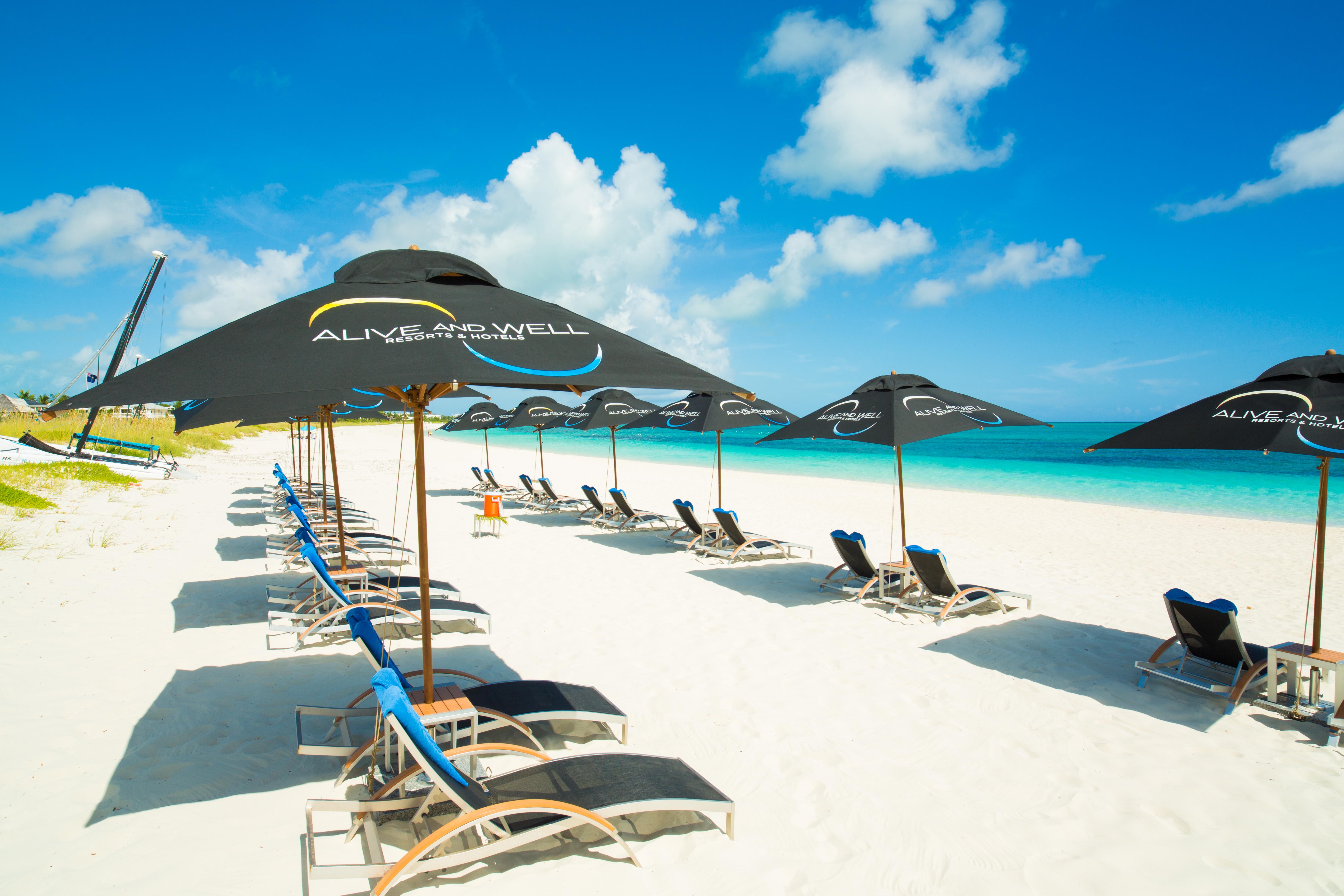 One On Marlin Resort (Adults Only) Turtle Cove Екстериор снимка