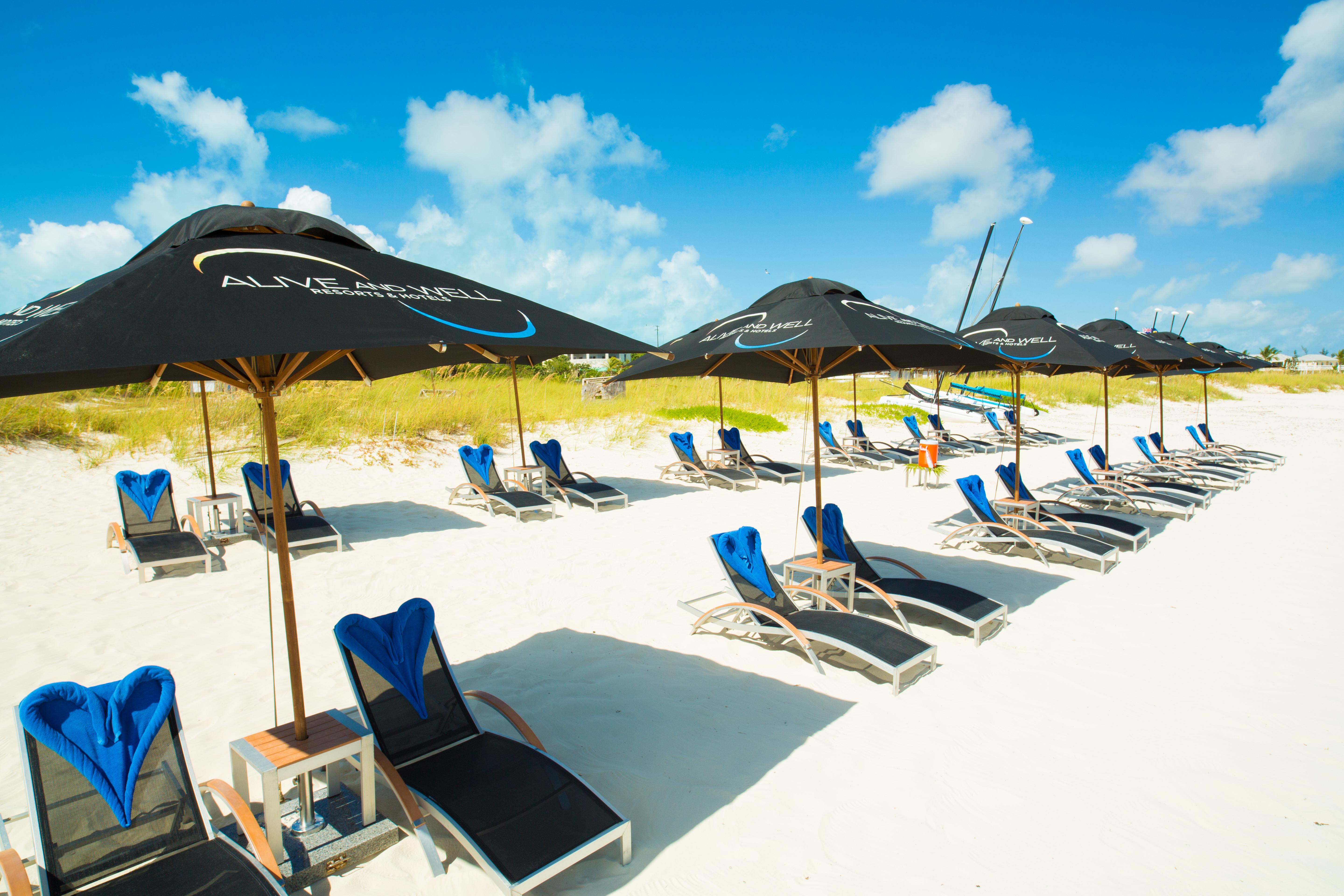 One On Marlin Resort (Adults Only) Turtle Cove Екстериор снимка