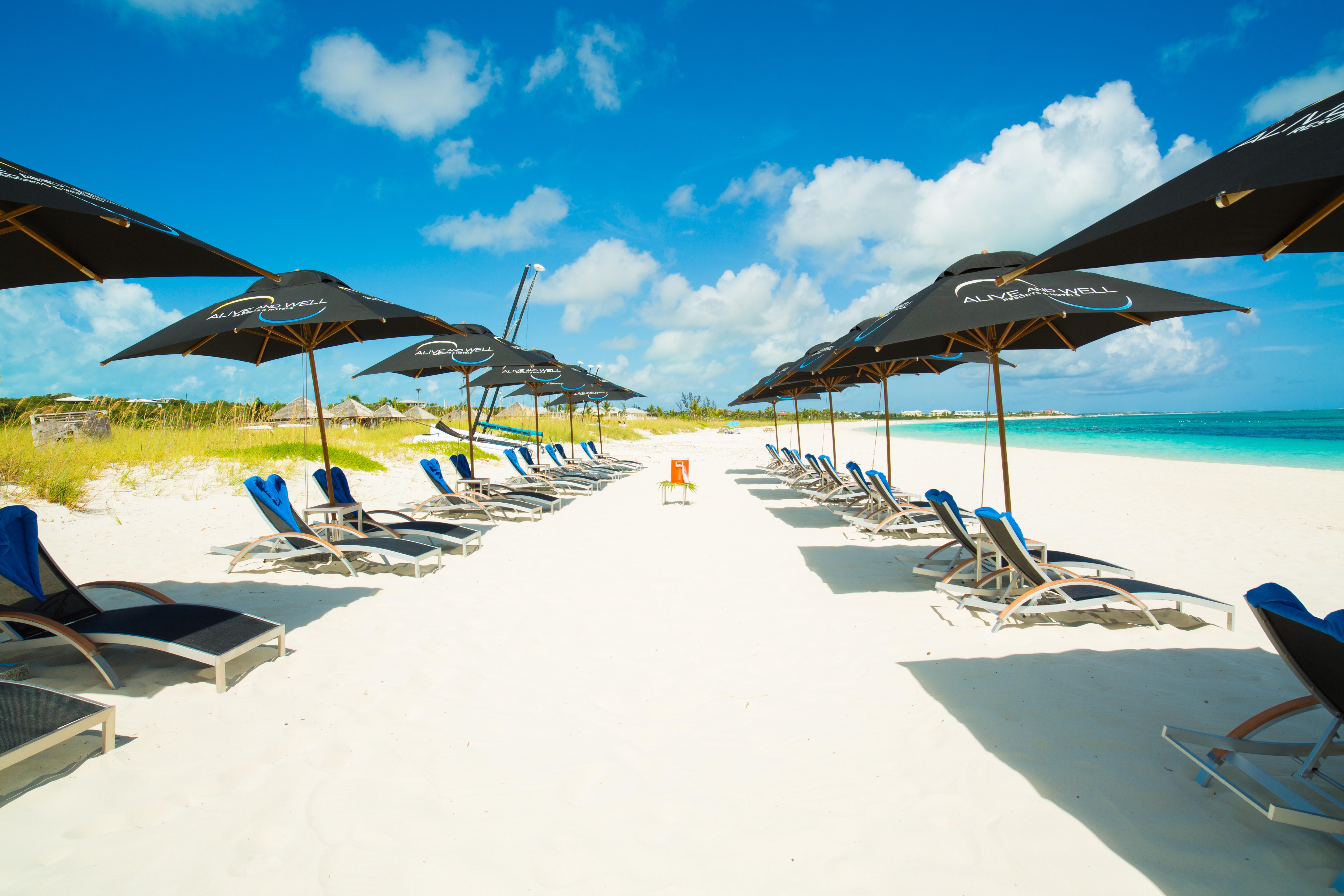 One On Marlin Resort (Adults Only) Turtle Cove Екстериор снимка