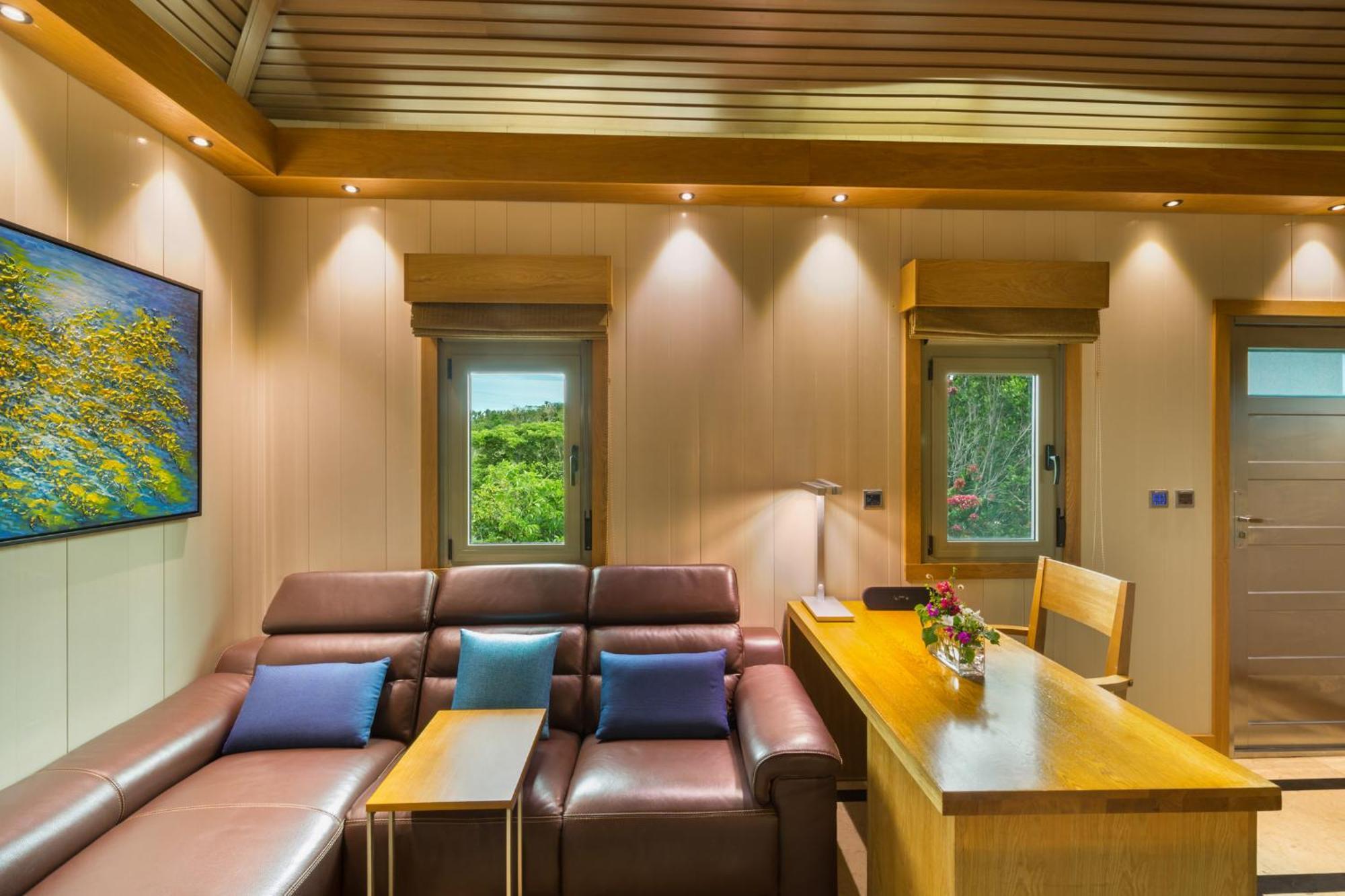 One On Marlin Resort (Adults Only) Turtle Cove Екстериор снимка